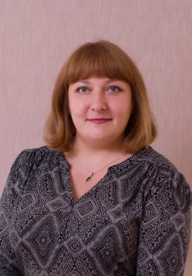 Воспитатель Рощина  Алена  Владиславовна